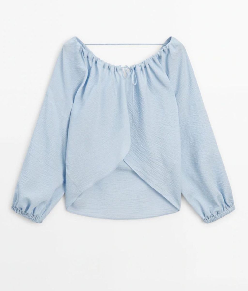 Blusa azul celeste