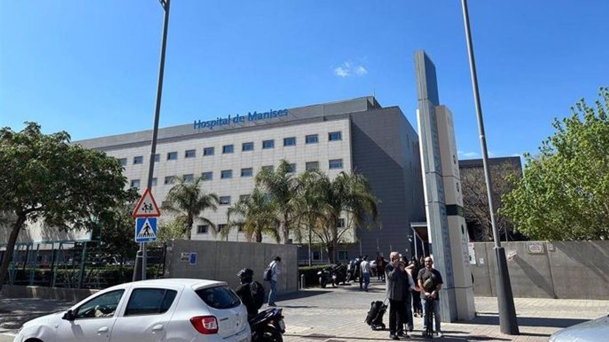 El Hospital de Manises vuelve a ser público y ampliará su plantilla en 430 personas