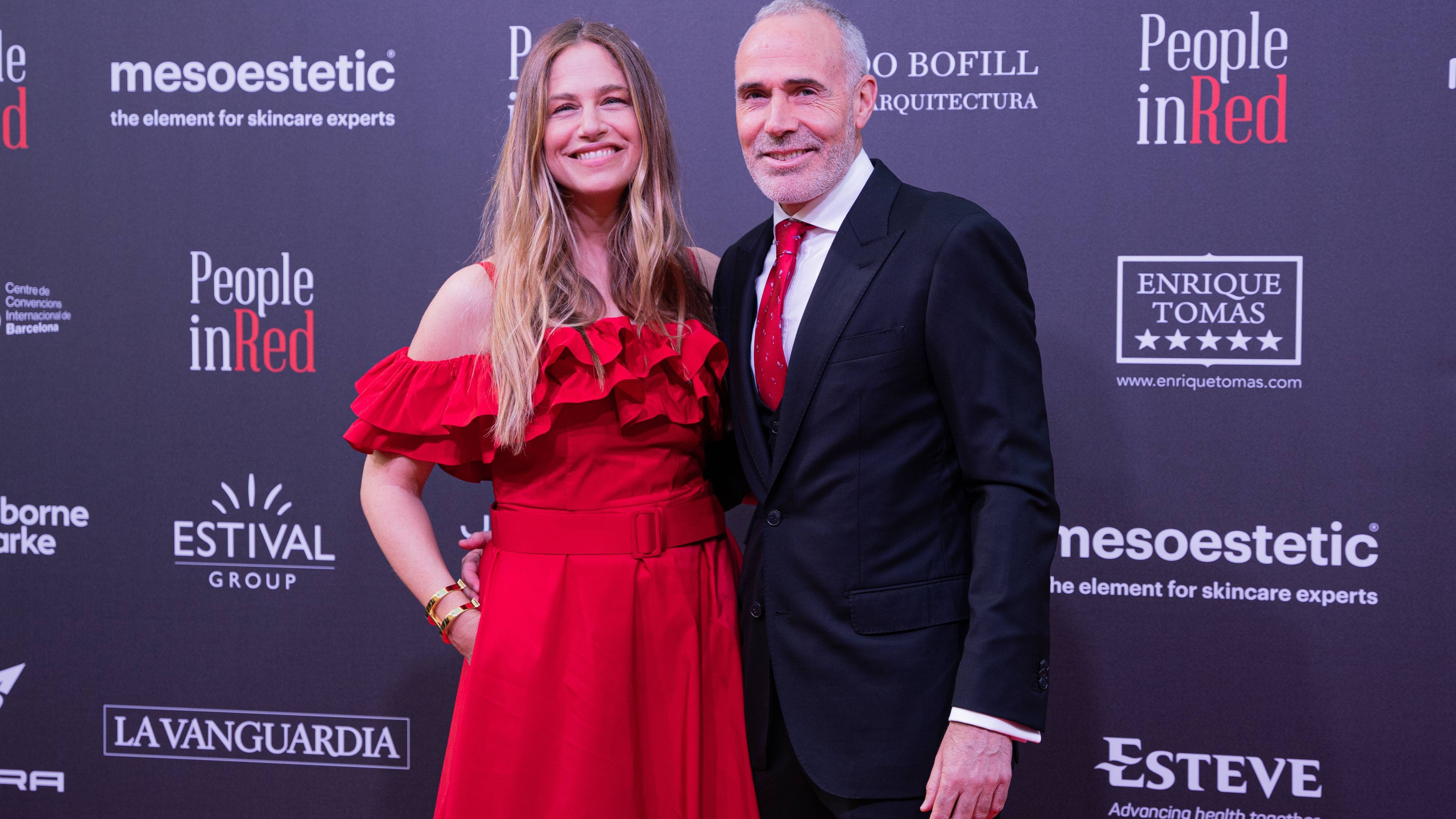 Martina Klein y Álex Corretja