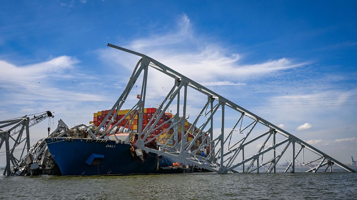 Encontrado el sexto y último cuerpo del trabajador fallecido del puente de Baltimore