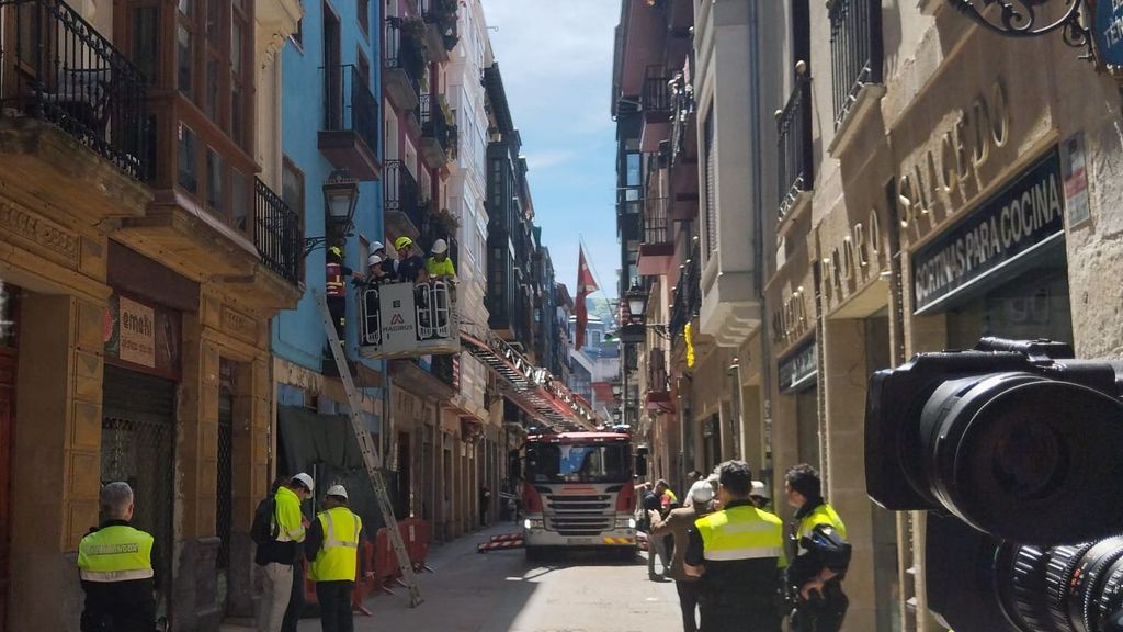 El derrumbe se produjo en un edificio centenario de la calle Tendería de Bilbao