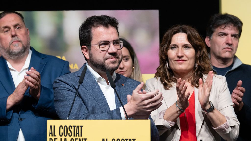 La jornada electoral en Cataluña el 12 de mayo, en imágenes