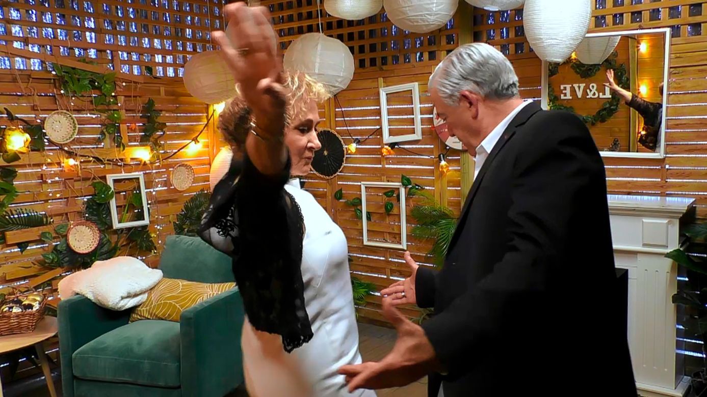 Juan y May durante su cita en 'First Dates'