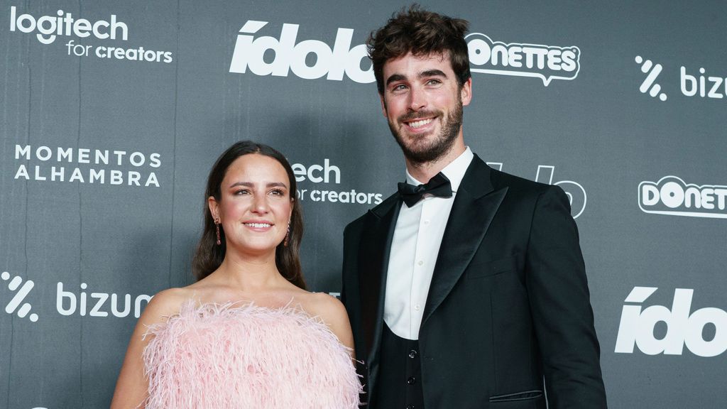 Marta Pombo junto a su marido, Luis Zamalloa.