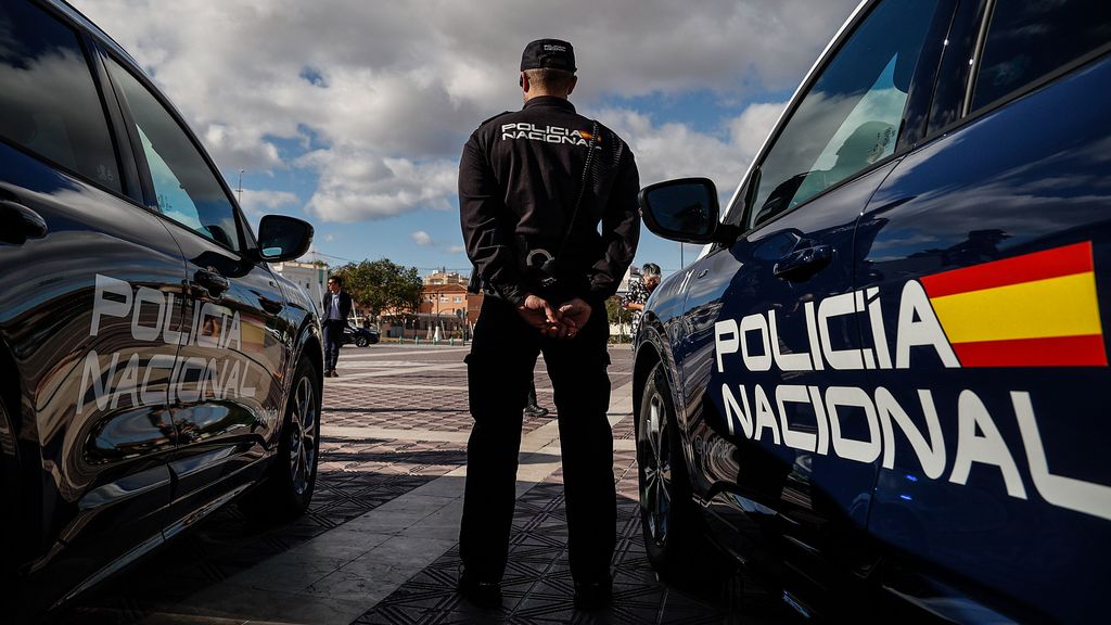 La Policía Nacional ha detenido al presunto explotador en la localidad de Mesía (A Coruña)