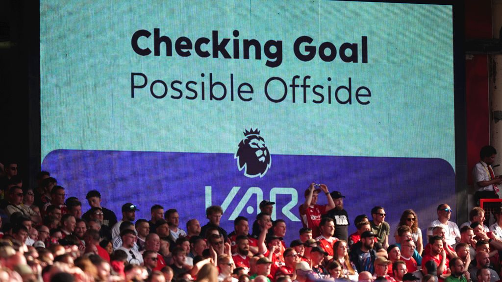 Los equipos de la Premier League votarán la posible abolición del sistema VAR
