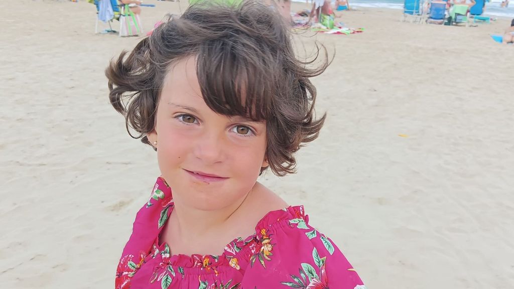 Maialen Landa, diagnosticada con CTTNB1, tiene 8 años y vive en Vitoria