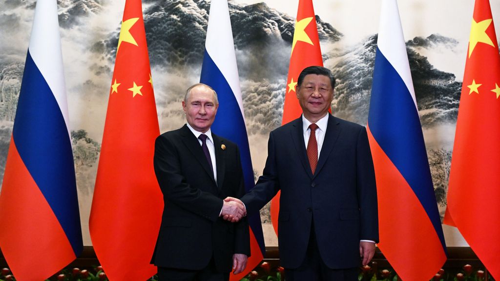 Vladimir Putin visita China para reforzar relaciones con su homólogo, Xi Jinping
