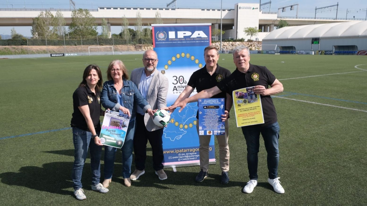 400 policías, unidos en Tarragona por un torneo de fútbol