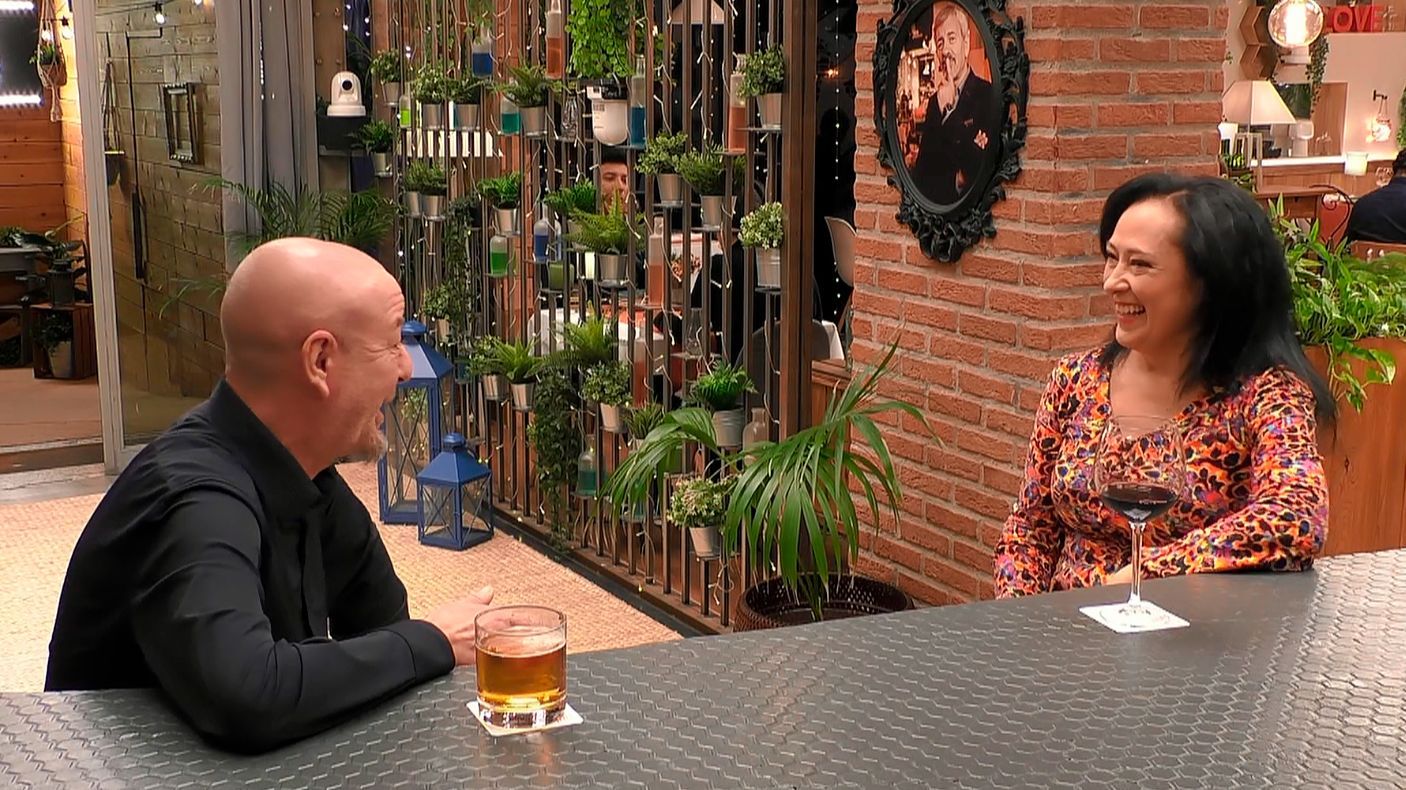 Domingo y Aideé durante su cita en 'First Dates'
