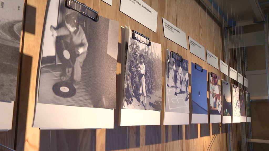 La 'oficina ciudadana' de Barcelona que convierte recuerdos en imágenes, con IA