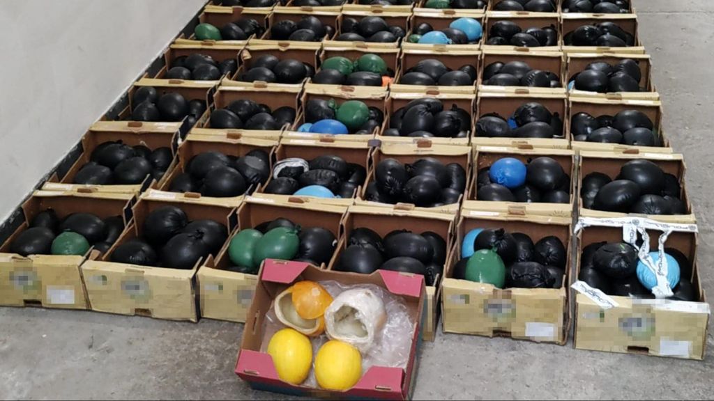 Intervienen en Vigo cerca de 500 kilos de cocaína ocultos en el interior de melones