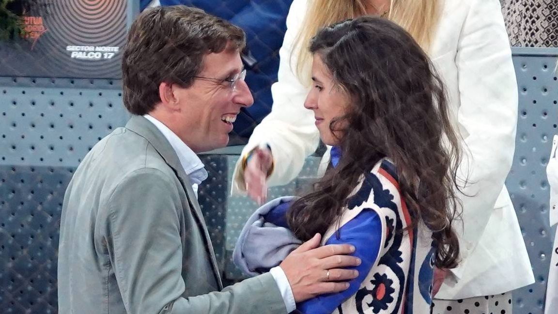 Almeida y Teresa Urquijo en el Mutua Madrid Open.