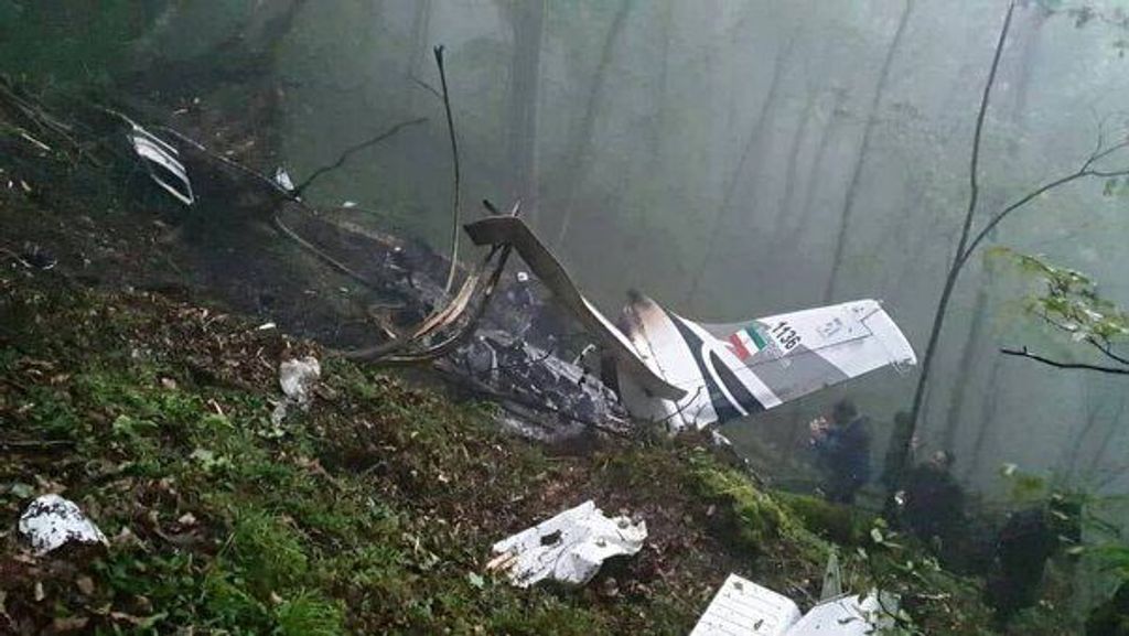 Irán da por fallecido a su presidente: los equipos de rescate llegan al punto donde se estrelló el helicóptero