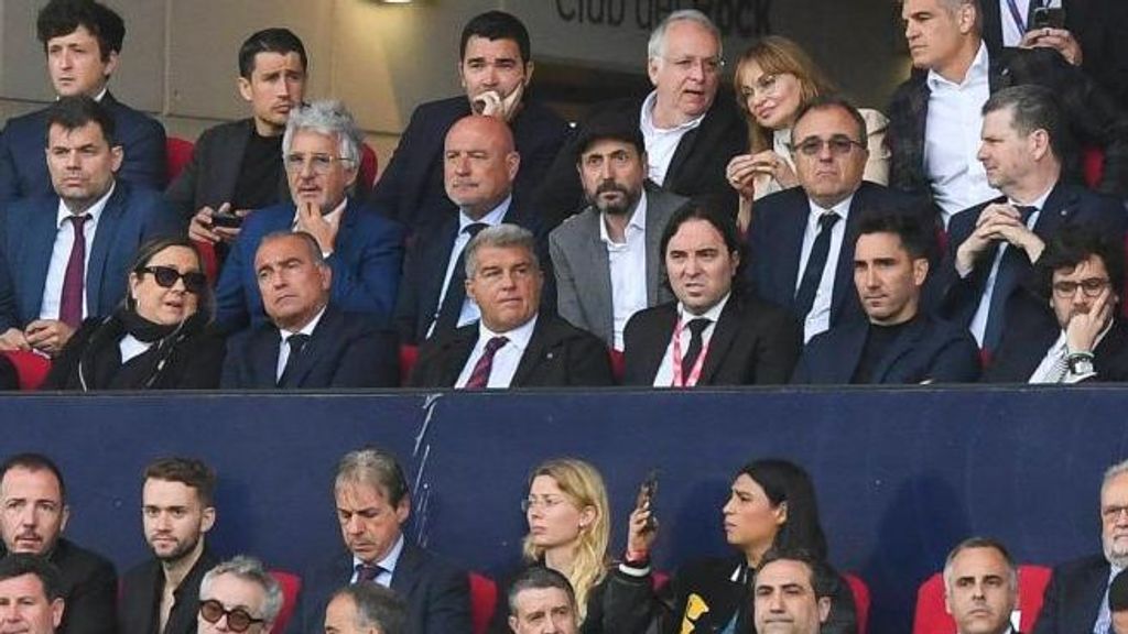 Joan Laporta, en el palco de Montjuic durante el Barcelona-Rayo (FOTO: Cordón Press).