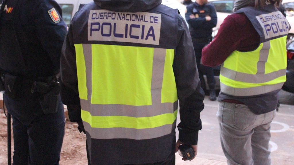 Agentes de la Policía Nacional