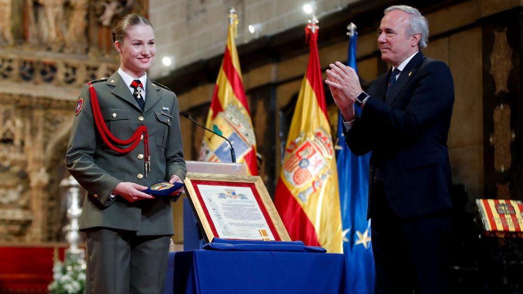 Emotivo homenaje a la princesa Leonor en Zaragoza