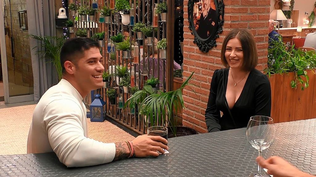 Jordi y Cristina durante su cita en 'First Dates'