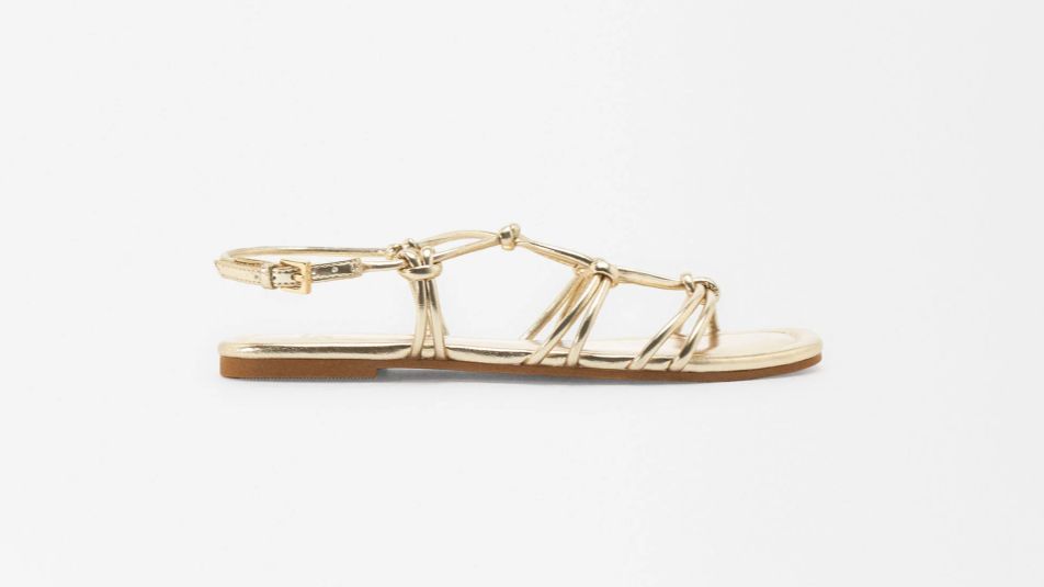 Sandalia Parfois.