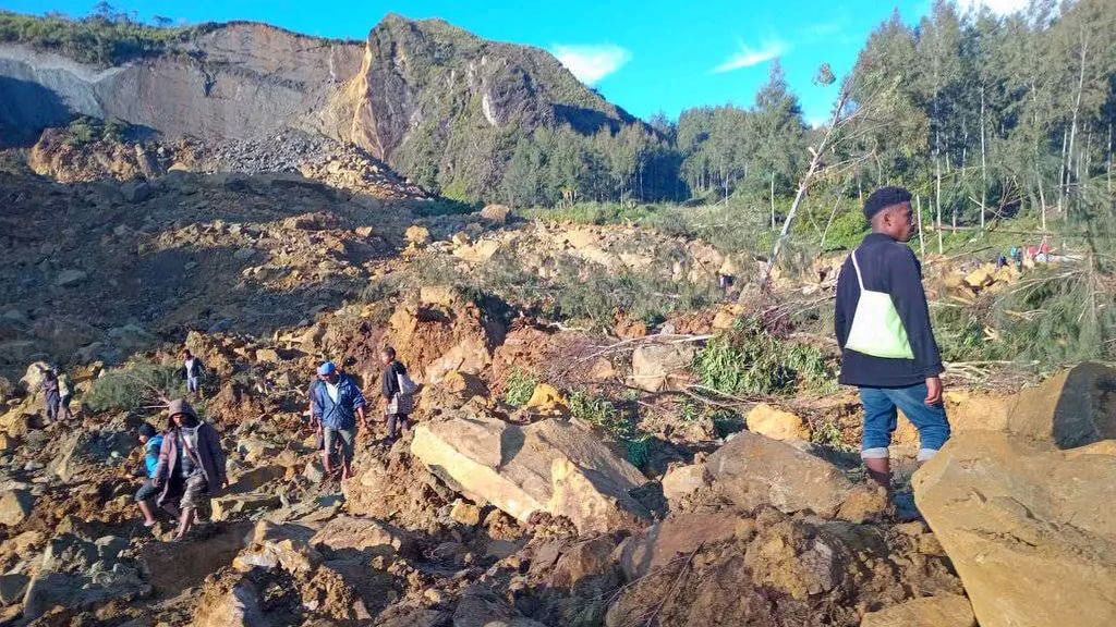 El deslizamiento de tierra producido en Papúa, Nueva Guinea, deja decenas de desaparecidos