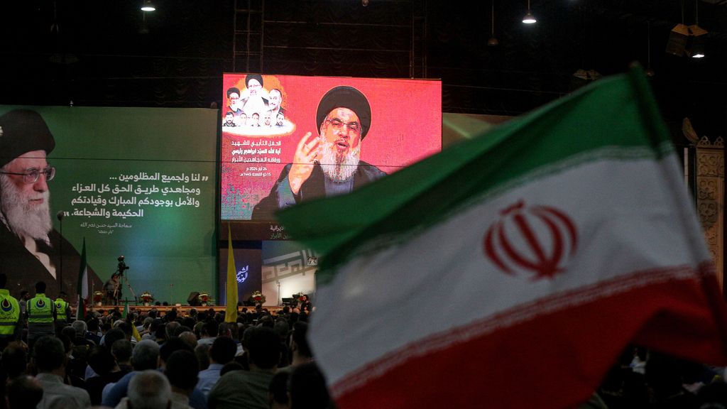 El líder de Hezbolá, Hasán Nasralá, en un acto por la muerte del presidente iraní, Ebrahim Raisi