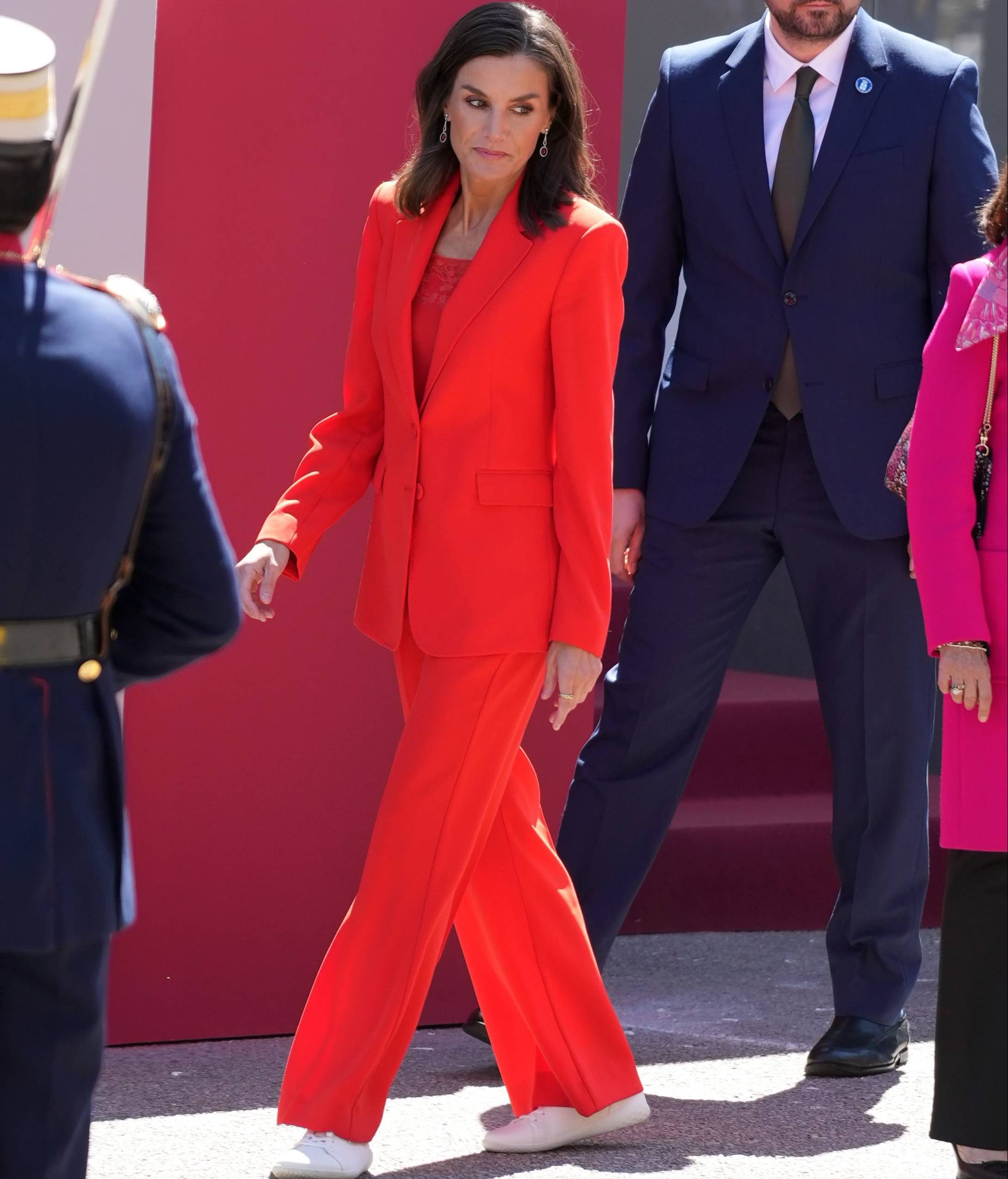 La reina Letizia en el desfile por el Día de las Fuerzas Armadas en Oviedo