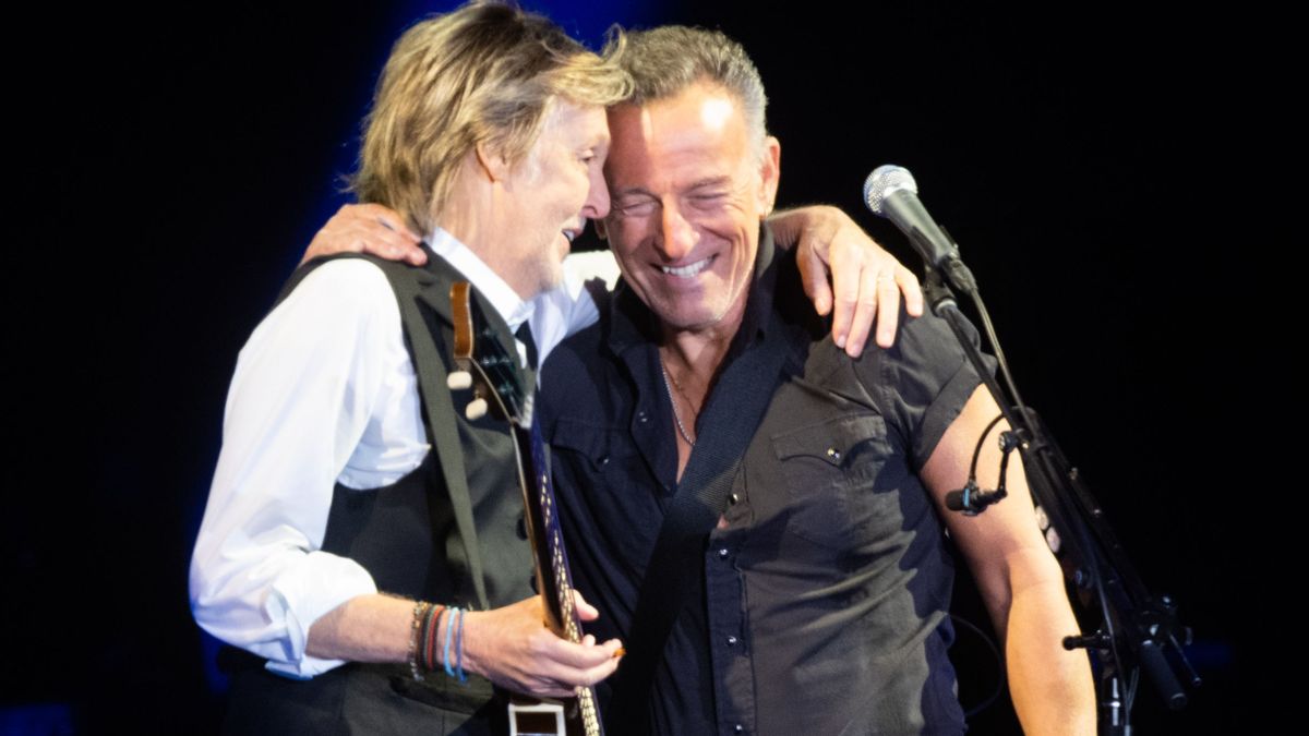 Paul McCartney 'atiza' a Bruce Springsteen: "No ha trabajado ni un día en su vida"