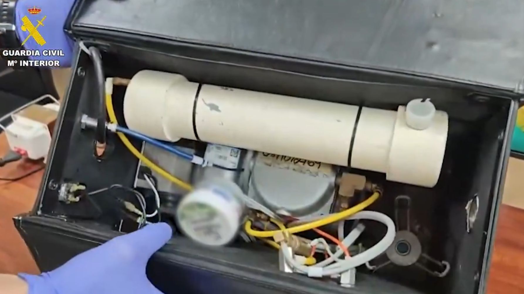 Equipo dental básico para cirugías y tratamientos