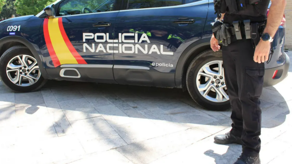 Investigan el secuestro de una mujer a punta de pistola en Usera, Madrid