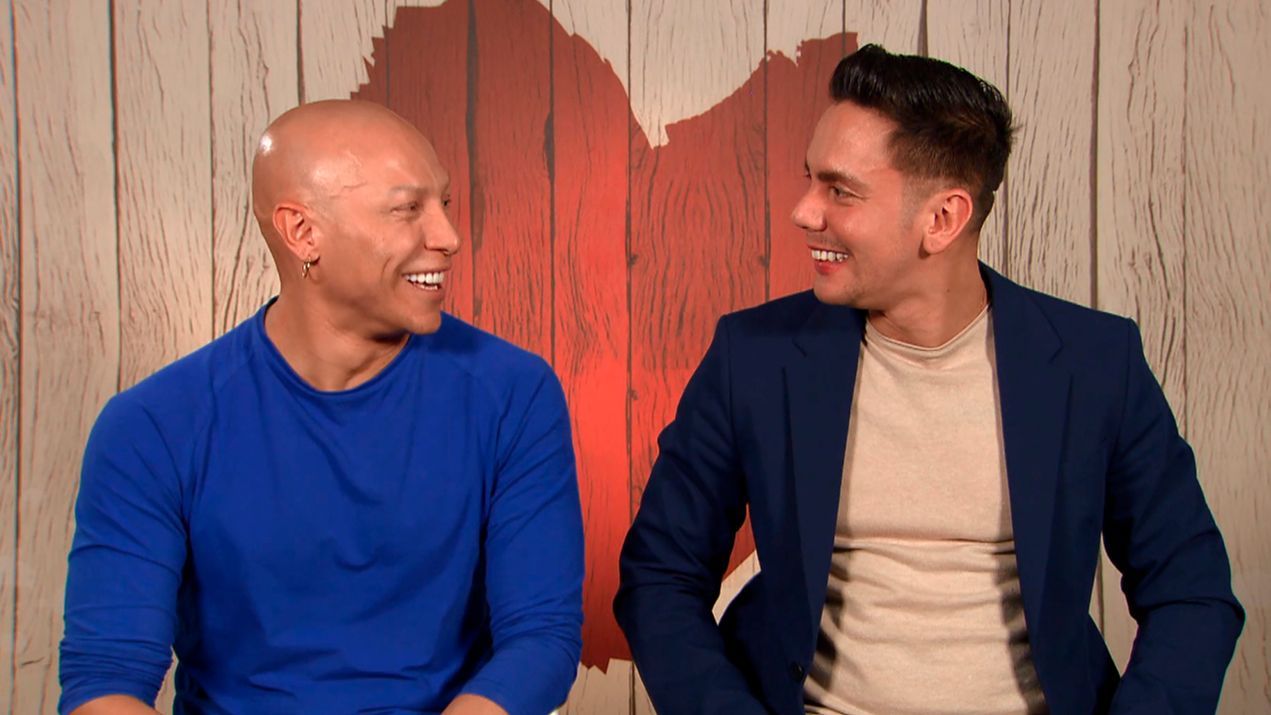Vinz y Kevin durante su cita en 'First Dates'