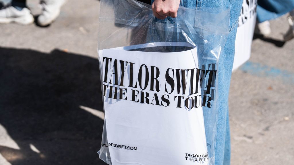 ¿Qué objetos están prohibidos en el concierto de Taylor Swift en Madrid?