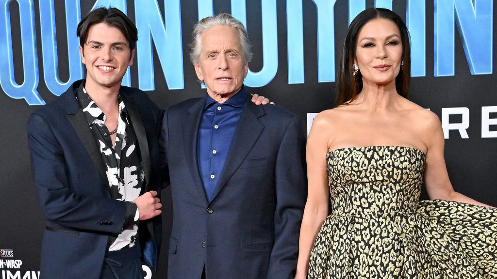 Dylan, Catherine Zeta-Jones y Michael Douglas