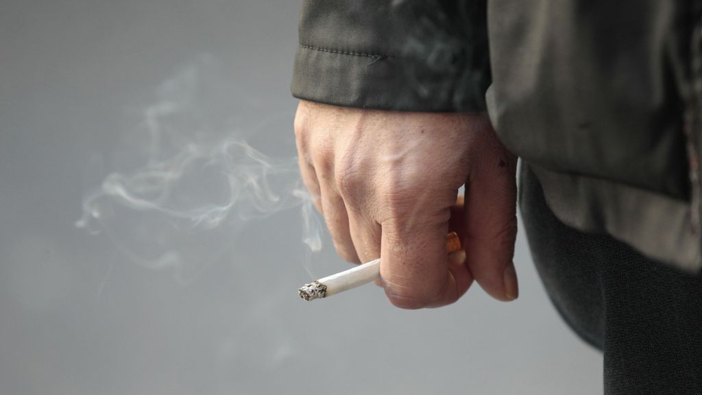El tabaquismo pasivo también mata: en casa, en las terrazas e incluso cuando estás trabajando