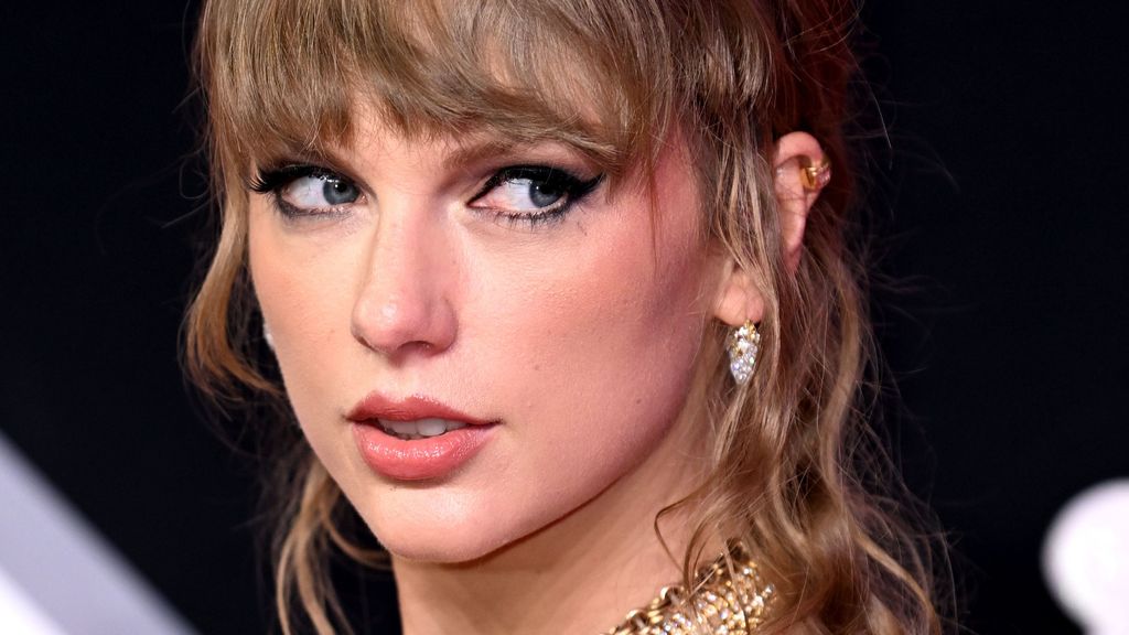 La llegada de Taylor Swift y los 'swifties' a Edimburgo provoca la expulsión de personas sin hogar de la ciudad