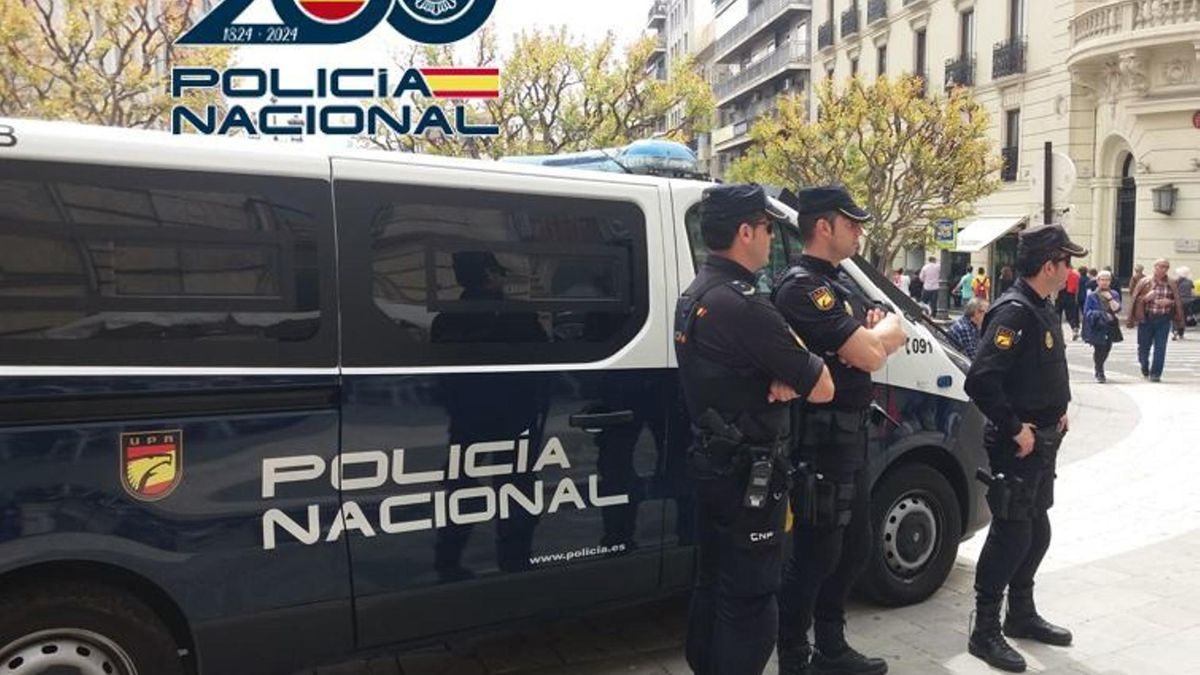 Vehículo de la Policía Nacional.