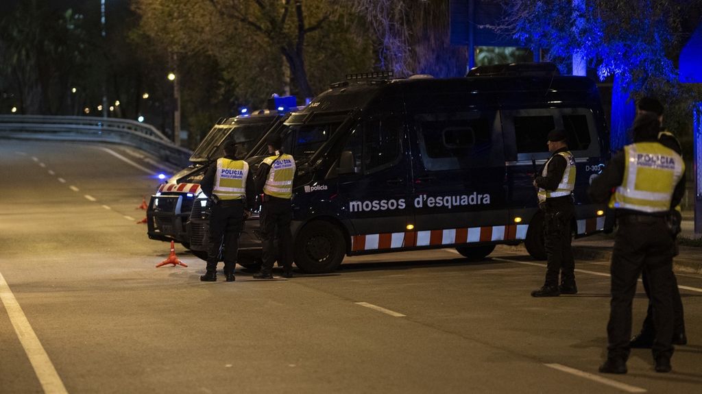 Cinco detenidos por presuntos robos con fuerza en casas de Barcelona