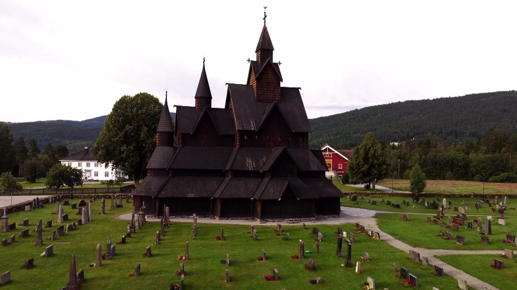 'Cuarto Milenio' se adentra en los misterios de las iglesias negras de Noruega: ''Hay muchísimos significados ocultos'' Cuarto Milenio Temporada 19 Top Vídeos 378