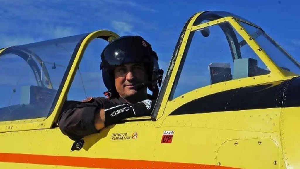 Así era Manuel Rey, ‘Coco’, el piloto gallego que murió en Portugal durante una exhibición: "Era su pasión"
