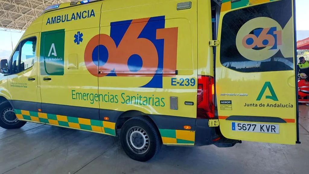 Un niño de dos años está herido de gravedad al caer desde una ventana de un tercer piso en Cádiz