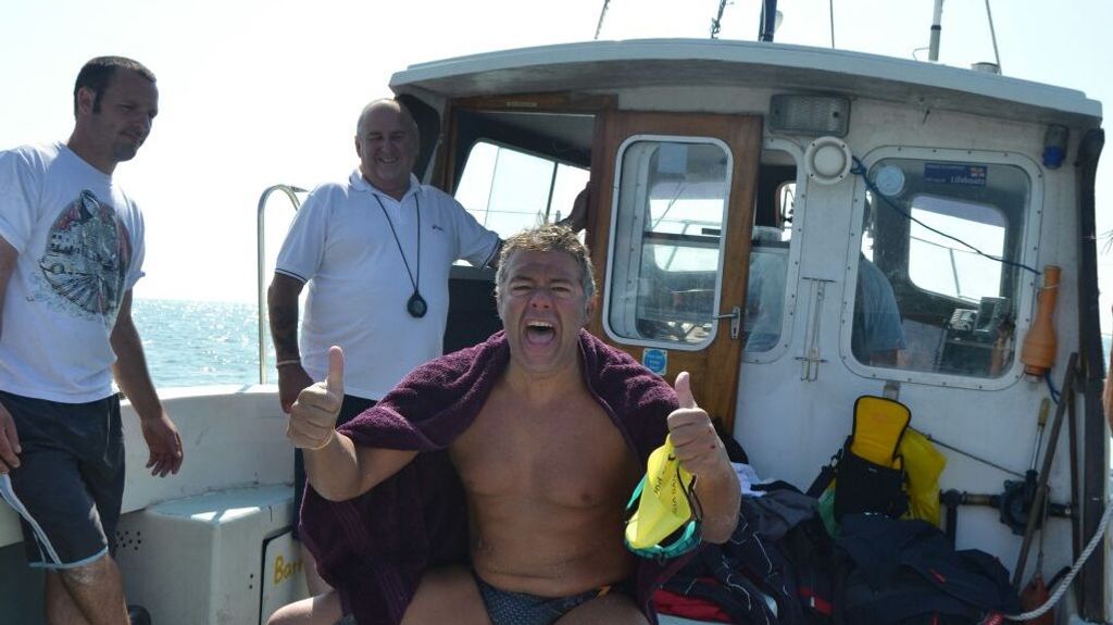 Jorge Crivillés, feliz en el barco tras completar uno de sus retos