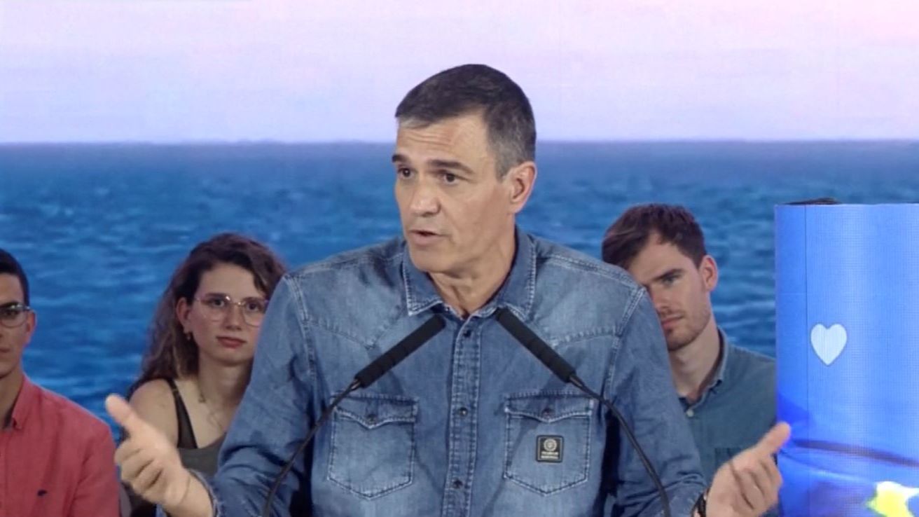 Pedro Sánchez, sobre su mujer Begoña Gómez: "Voy a defender su honorabilidad ante los ataques infames" Pedro Sánchez, sobre su mujer Begoña Gómez: "Voy a defender su honorabilidad ante los ataques infames"