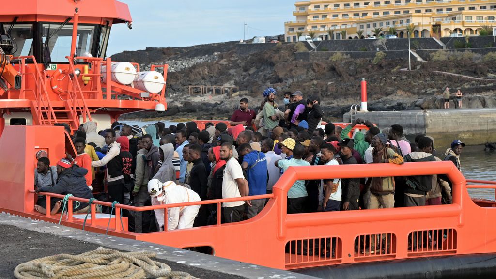 Llegada masiva de migrantes por la Ruta Canaria en cuestión de horas: rescatadas 677 personas