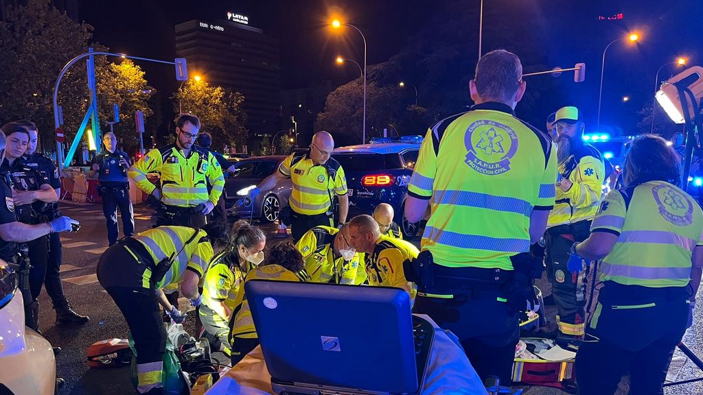 Herido muy grave un joven de 29 años atropellado por varios coches en Madrid