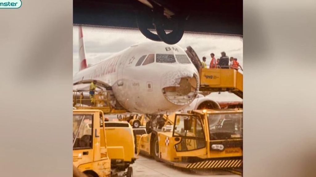 El granizo destroza el morro de un avión