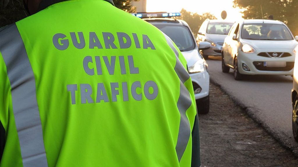 Agente de la Guardia Civil de TRáfico.
GUARDIA CIVIL
(Foto de ARCHIVO)
20/2/2021