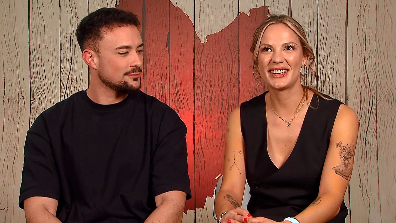 Nuria y Javier durante su cita en 'First Dates'