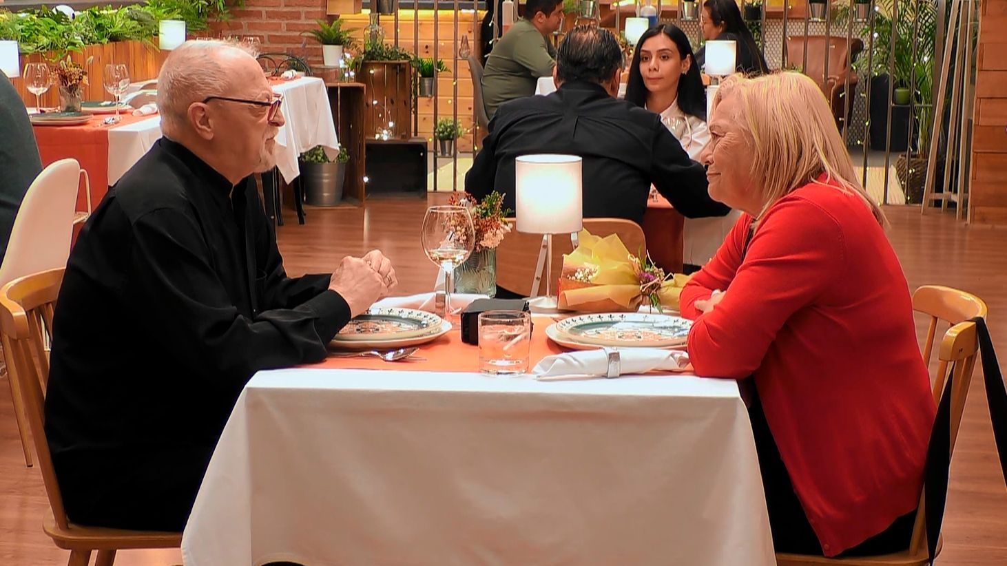 Lidia y Paco durante su cita en 'First Dates'