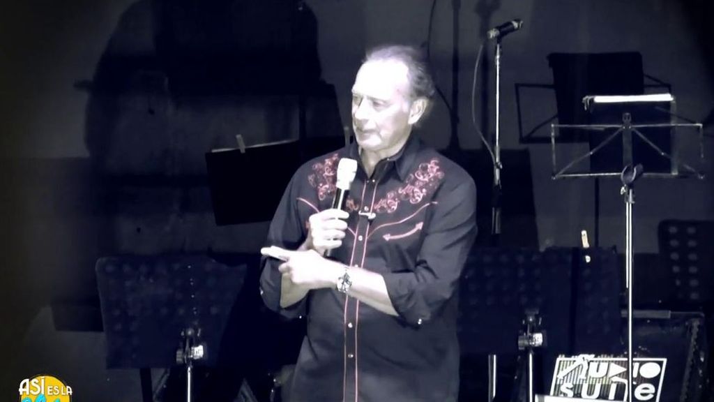 Bertín Osborne, durante su concierto de San Agustín de Guadalix