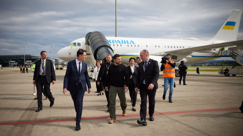 El presidente de Ucrania, Volodimir Zelenski, llega a Suiza para la Cumbre de Paz Global
