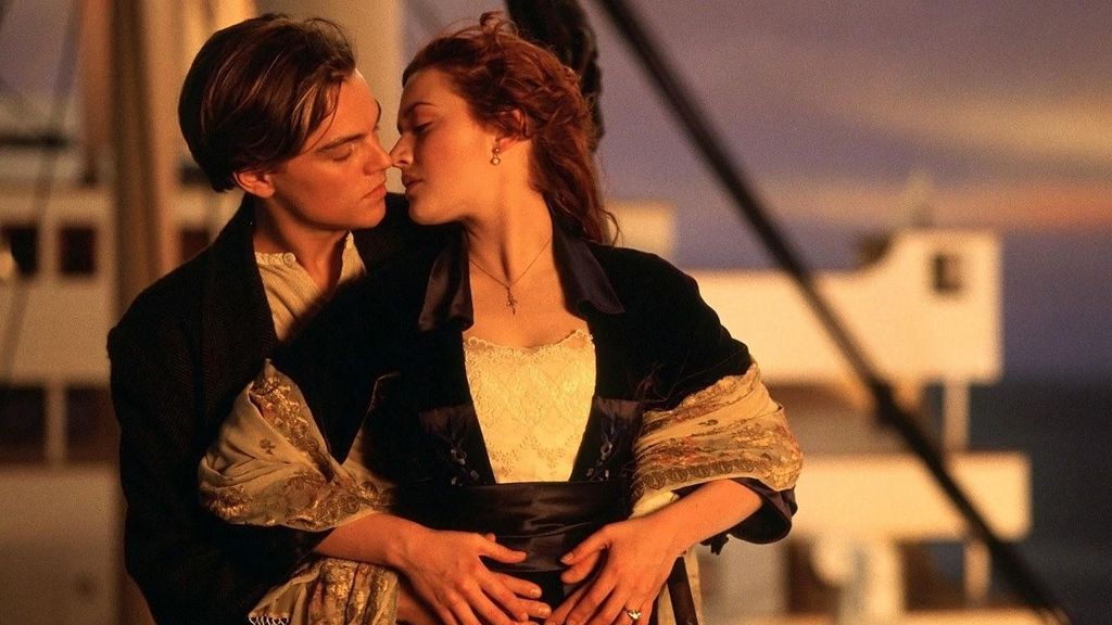 Leonardo DiCaprio y Kate Winslet en 'Titanic'